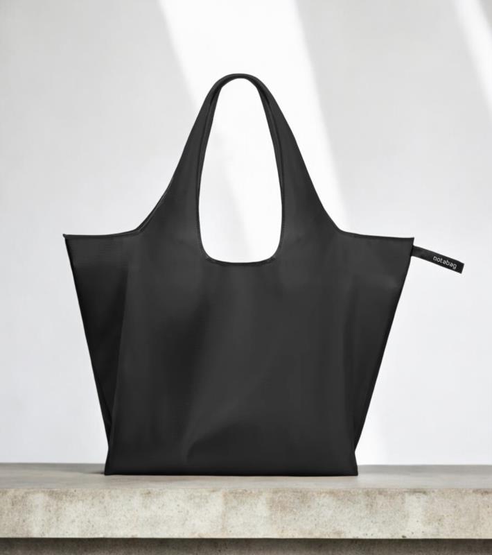 TOTE NEGRO